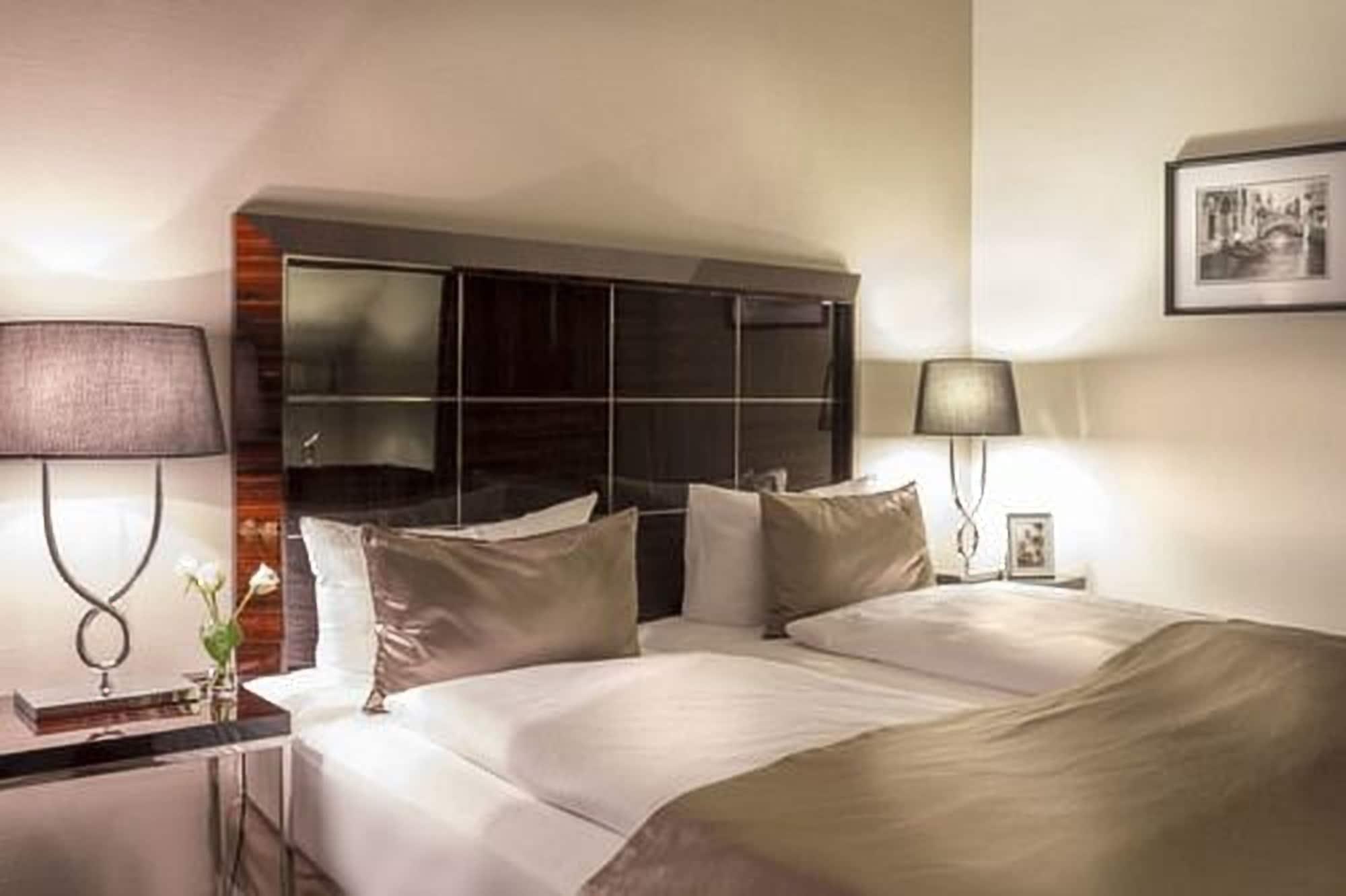 Boutique Hotel Poppenbuetteler Hof Hamburg Eksteriør bilde