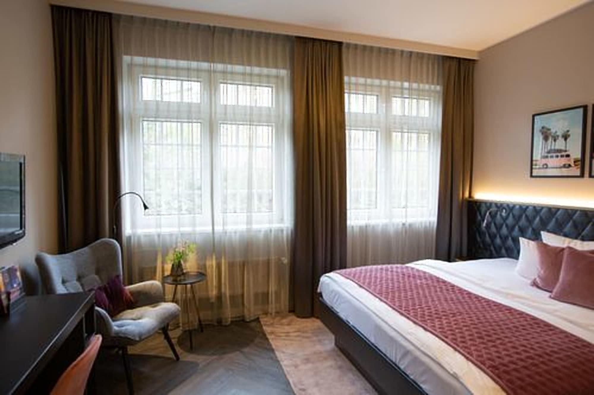 Boutique Hotel Poppenbuetteler Hof Hamburg Eksteriør bilde