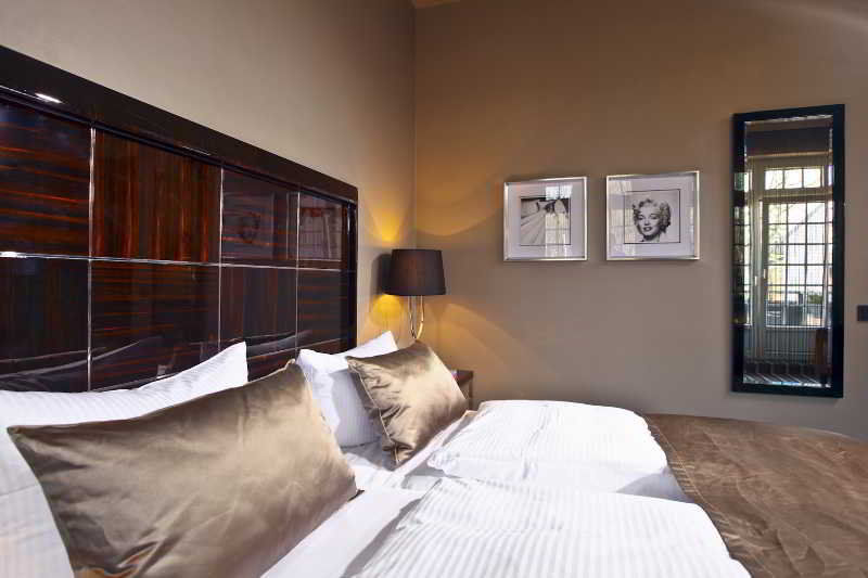 Boutique Hotel Poppenbuetteler Hof Hamburg Eksteriør bilde